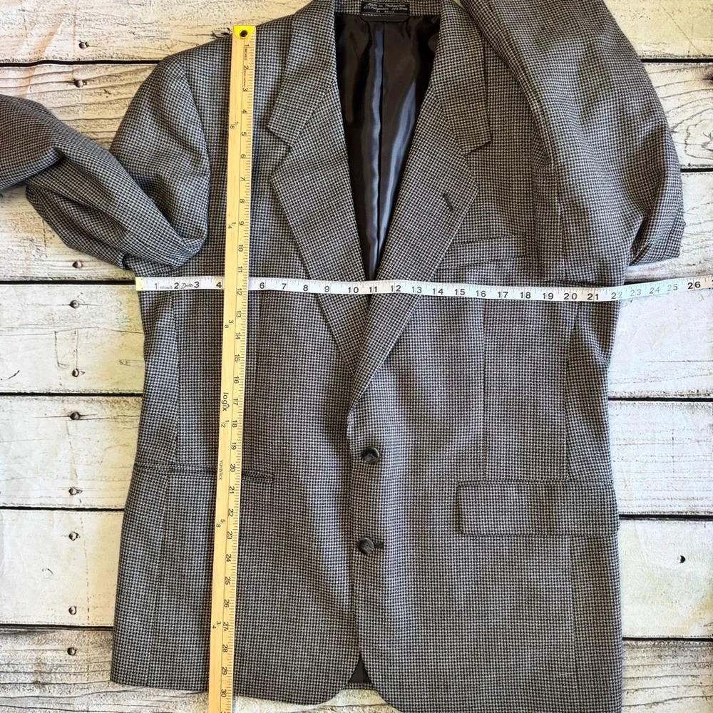 Hardy‎ Amies London Blazer Mens 38R Gray Houndstooth Wool Blend Sport Coat